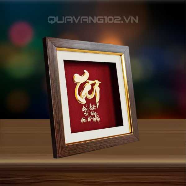 Tranh chữ dát vàng 24k CHU017