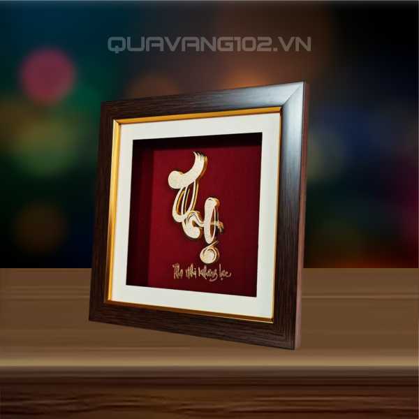 Tranh chữ dát vàng 24k CHU019