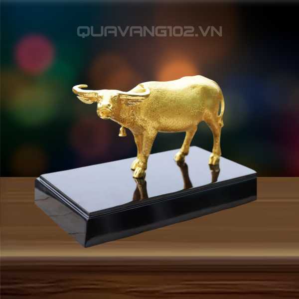 Tượng Trâu Dát Vàng 24K VDV004